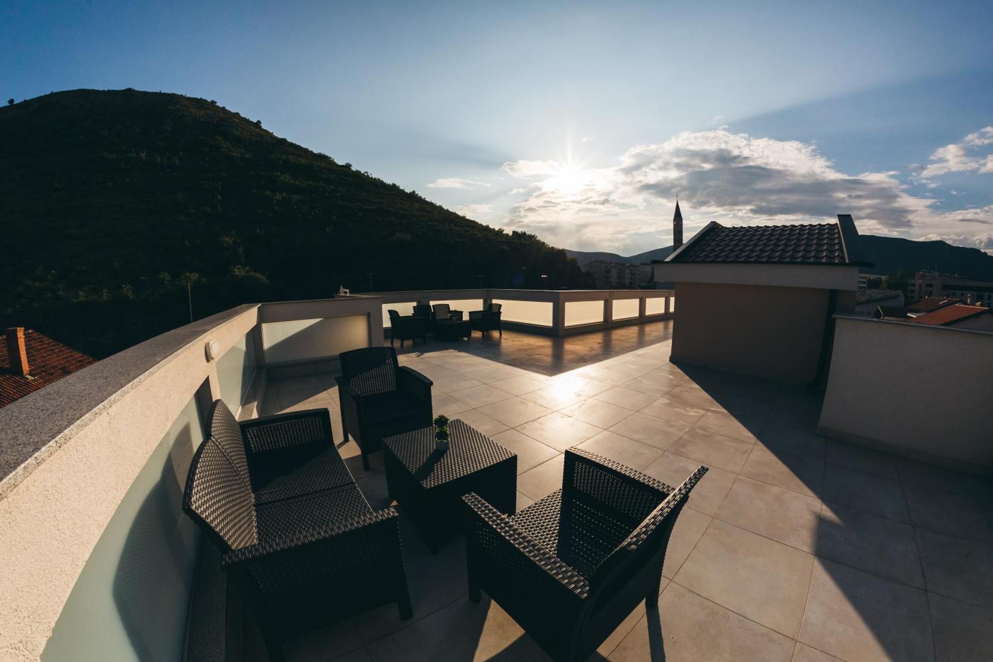 Elegant Studio Apartments Lasta Mostar Esterno foto