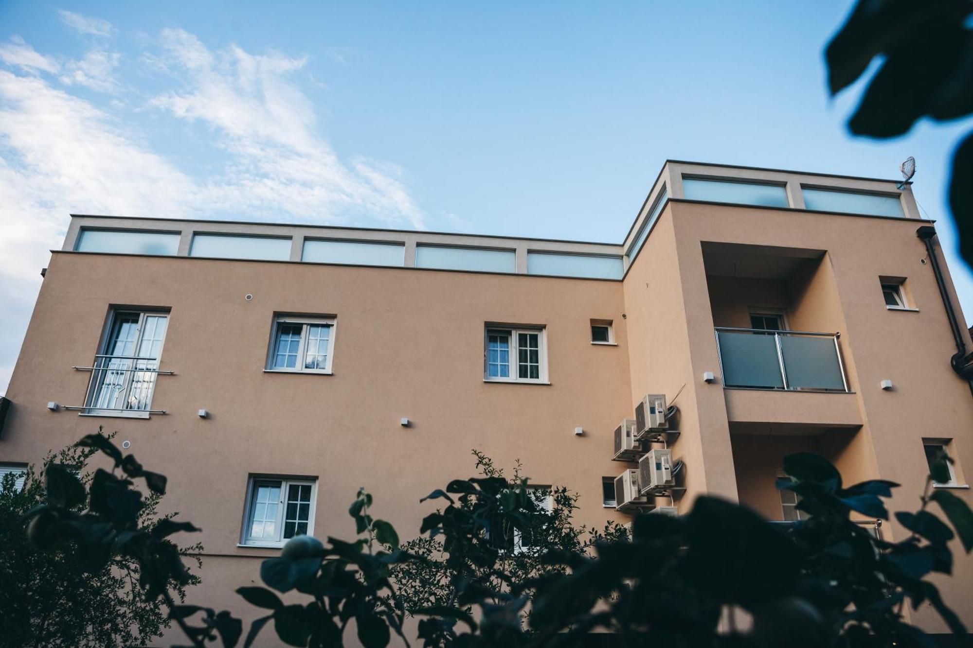 Elegant Studio Apartments Lasta Mostar Esterno foto