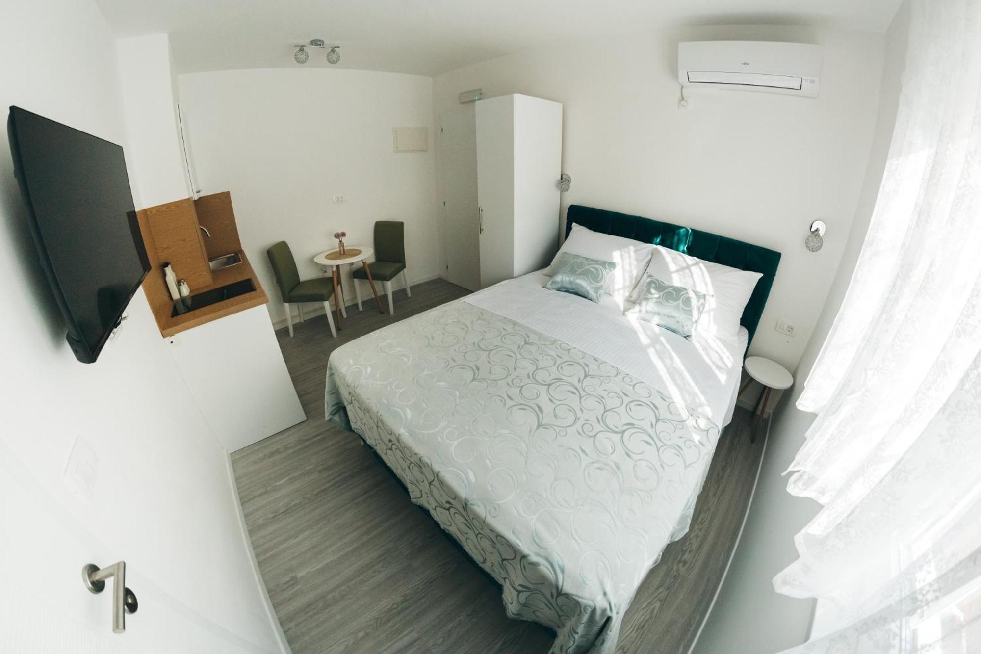 Elegant Studio Apartments Lasta Mostar Esterno foto